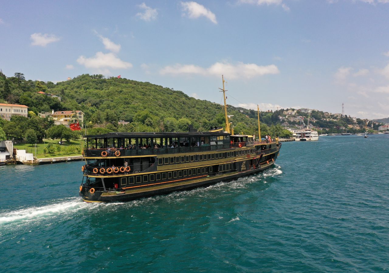 Food Bosphorus Cruise